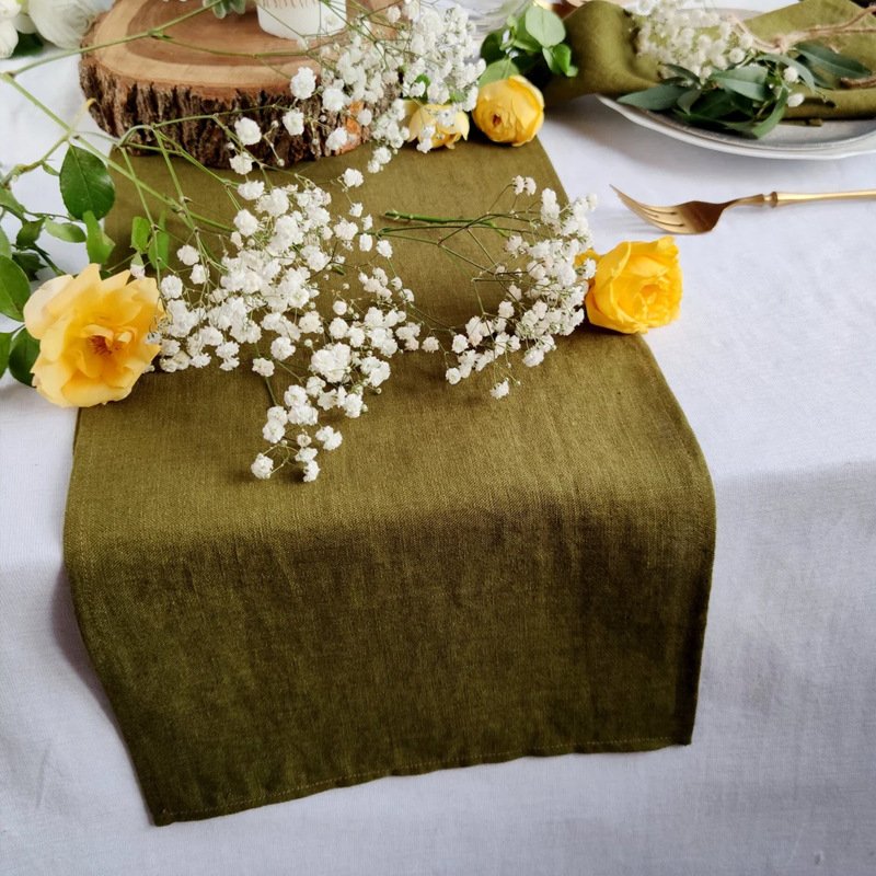 linen table runner